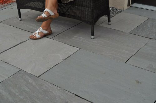 Light Grey 22mm Calibrated Paving